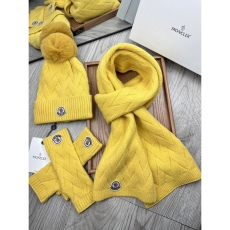 Moncler Caps Scarfs